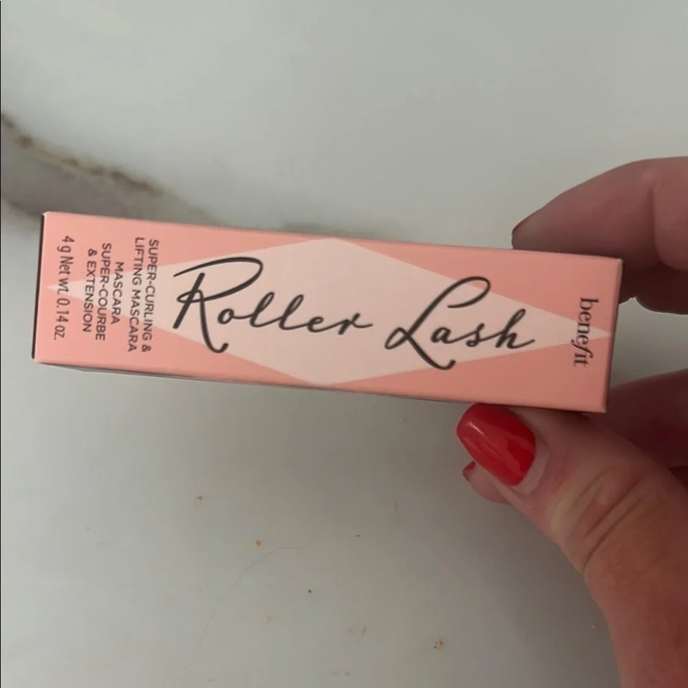 Roller Lash Curling & Lifting Mascara